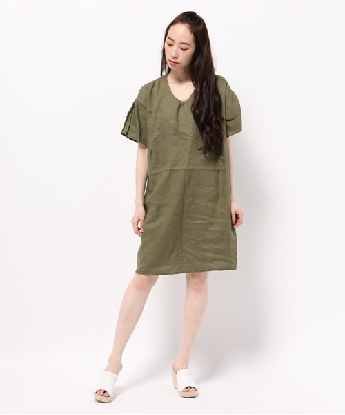 LBC(エルビーシー)の「リネンVネックワンピース (ワンピース・レディース・その他25/オリーブ/ネイビー・LARGE/MEDIUM)」の7枚目の写真