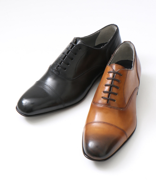 alfredoBANNISTER（アルフレッドバニスター）の「手染めストレートチップ（ドレスシューズ・メンズ・ブラック/キャメル・42/41/43/39/40）」の3枚目の写真