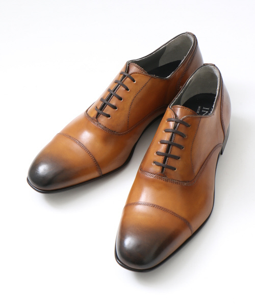 alfredoBANNISTER（アルフレッドバニスター）の「手染めストレートチップ（ドレスシューズ・メンズ・ブラック/キャメル・42/41/43/39/40）」の10枚目の写真