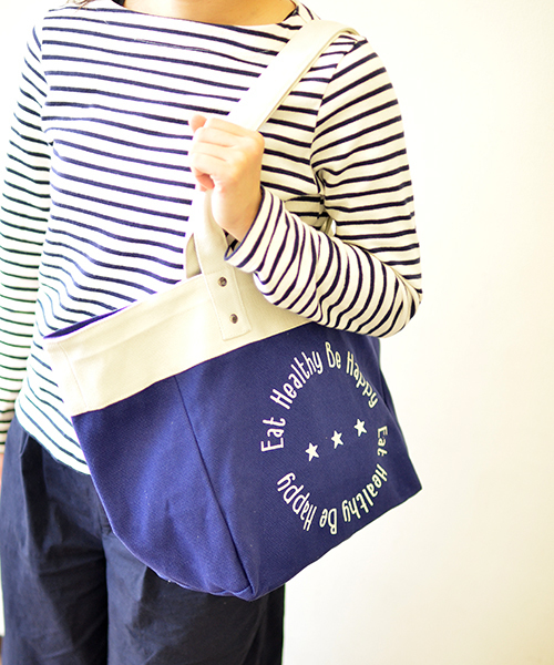 entre square(アントレスクエアー)の「Eat Healthy Be Happy トートバッグL ネイビー(トートバッグ・レディース・ネイビー・ONE SIZE)」の2枚目の写真