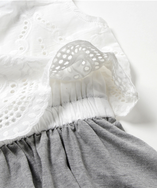 RUGGEDWORKS（ラゲッドワークス）の「レース刺繍ドッキングワンピース（ワンピース・キッズ・オフホワイト/ネイビー/レッド・100cm/120cm/90cm/80ｃｍ/130cm/140cm/110cm）」の5枚目の写真