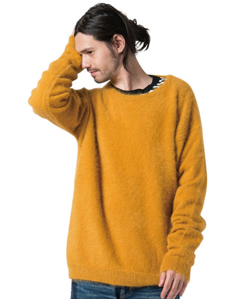 glamb（グラム）の「Fluff knit（ニット/セーター・メンズ・ブラック×ホワイト/マスタード/ブルー/ブラック/ブラック×レッド/グレー系その他・1/2/0/3/4）」の6枚目の写真