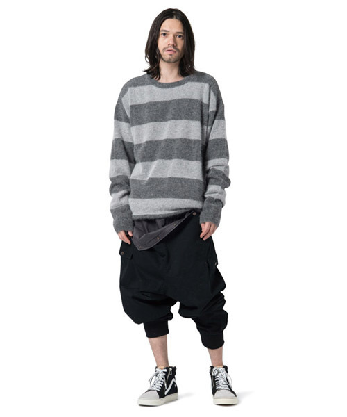 glamb（グラム）の「Fluff knit（ニット/セーター・メンズ・ブラック×ホワイト/マスタード/ブルー/ブラック/ブラック×レッド/グレー系その他・1/2/0/3/4）」の19枚目の写真