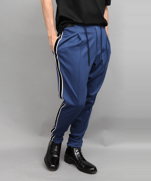 ato（アトウ）の「C/RA PONTE ROME SIDE TAPE PANTS（その他パンツ・メンズ・ブルー/ブラック・44/46/48）」の5枚目の写真