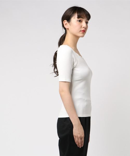 PROPORTION BODY DRESSING(プロポーションボディドレッシング)の「スカラカットソー(Tシャツ/カットソー・レディース・ブラック/ホワイト/ダークネイビー/レッド・2/3)」の6枚目の写真