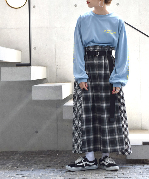 w closet（ダブルクローゼット）の「チェック柄パネル切替ロングスカート_（スカート・レディース・ブルー/ブラック/レッド・FREE）」の15枚目の写真