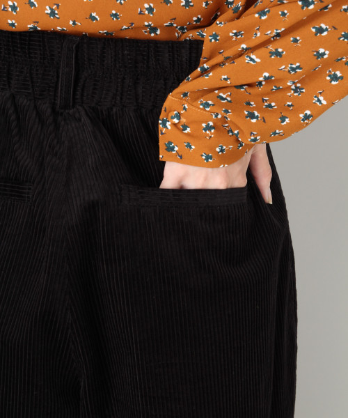 LOWRYS FARM（ローリーズファーム）の「コーデュロイワイドパンツ　808317（その他パンツ・レディース・ブラック/ベージュ/グリーン/アイボリー/グレー・MEDIUM/LARGE）」の11枚目の写真