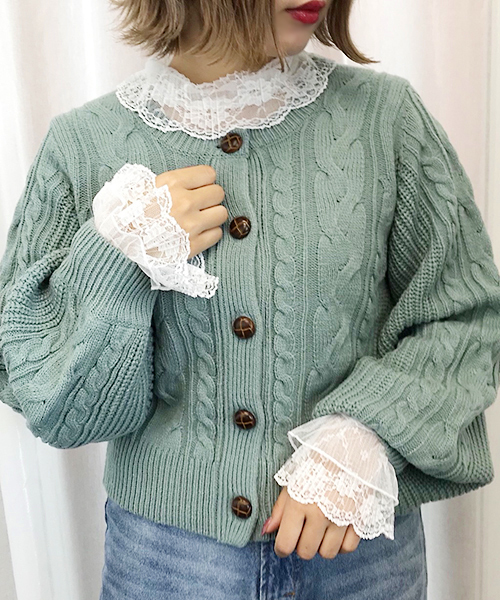 apres jour（アプレジュール）の「レースプリーツエリインナー【ZOZOTOWN限定アイテム】NEW（シャツ/ブラウス・レディース・オフホワイト/クリーム・フリー）」の6枚目の写真