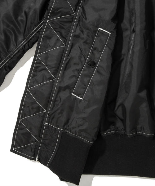 Alpha Industries（アルファインダストリーズ）の「＜ALPHA × monkey