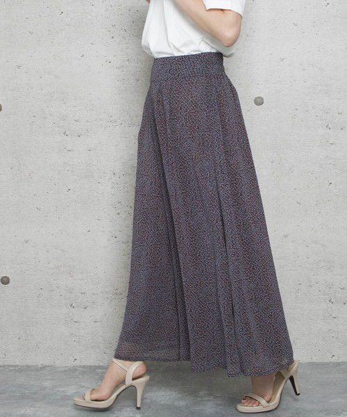 LUGG NAGG(ラグナグ)の「【Jewelobe/ ジュエローブ】花柄シフォンパンツ(その他パンツ・レディース・ブラック/ブラウン/オフホワイト・FREE)」の12枚目の写真