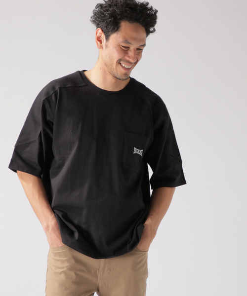 EVERLAST(スポーツ・ライフスタイル)（エバーラスト）の「【EVERLAST(エバーラスト)】フットボールS/S TEE（Tシャツ/カットソー・メンズ・ホワイト/ブラック/ベージュ・SMALL/MEDIUM/LARGE）」の2枚目の写真