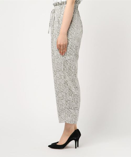 flower（フラワー）の「ジャーナルフラワーパンツ（その他パンツ・レディース・ベージュ/グリーン・FREE）」の4枚目の写真