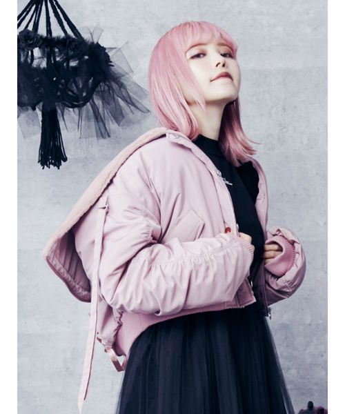 EATME(イートミー)の「フェイクファーフードN2-B(ダウンジャケット/コート)」|ピンク