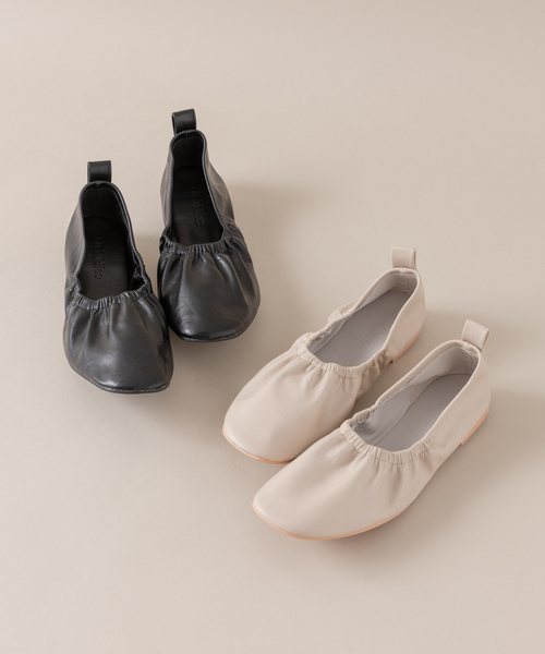 Aunt Marie's(アントマリーズ)の「AUNT MARIE'S Relaxバレエパンプス(パンプス・レディース・ホワイト/ブラック・MEDIUM/LARGE)」の10枚目の写真