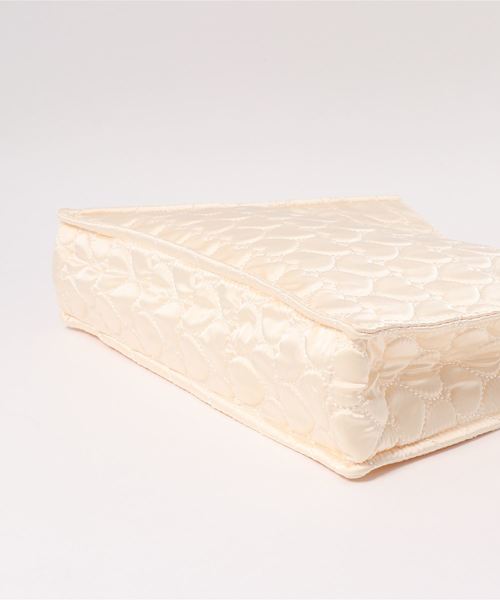 apres jour（アプレジュール）の「【2周年記念アイテム】ハートキルティングバッグ【ZOZOTOWN限定アイテム】（トートバッグ・レディース・アイボリー・フリー）」の6枚目の写真