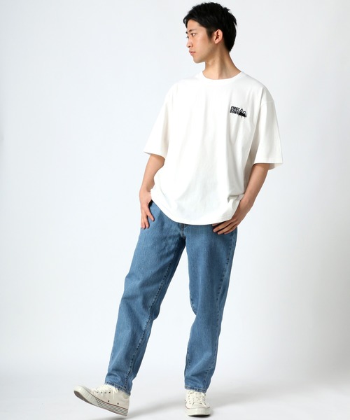 FIRST DOWN(ファーストダウン)の「FIRST DOWN/ファーストダウン ビッグシルエット ワンポイント ロゴ刺繍/バックプリント Tシャツ(Tシャツ/カットソー・メンズ・ブラック/ホワイト/ホワイト系その他2/ホワイト系その他/ブラック系その他・M/L/XL)」の12枚目の写真