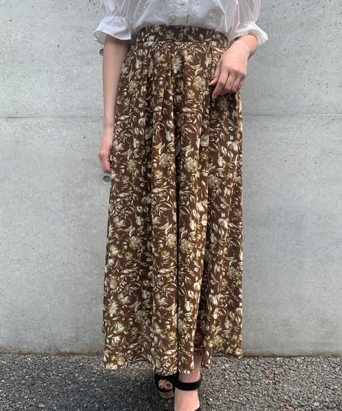 FUN.TRINITY（ファン トリニティー）の「柄シフォンスカート（スカート・レディース・ブラウン/ベージュ/マスタード・M）」の4枚目の写真