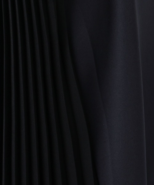 NARACAMICIE(ナラカミーチェ)の「サイドプリーツワイドパンツ(その他パンツ・レディース・ブラック/ブラック系その他/ネイビー/ベージュ・MEDIUM)」の13枚目の写真