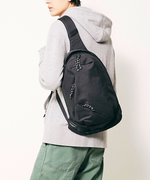 wdl.（ワームデザインラボ）の「Minimal Daily Sling（ボディバッグ/ウエストポーチ・メンズ・ネイビー/ベージュ/ブラック/ライトグレー/ダークネイビー/バーガンディー・FREE）」の9枚目の写真