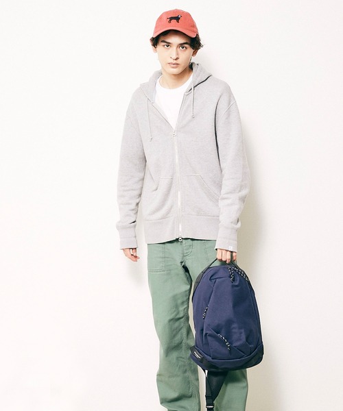 wdl.（ワームデザインラボ）の「Minimal Daily Sling（ボディバッグ/ウエストポーチ・メンズ・ネイビー/ベージュ/ブラック/ライトグレー/ダークネイビー/バーガンディー・FREE）」の11枚目の写真