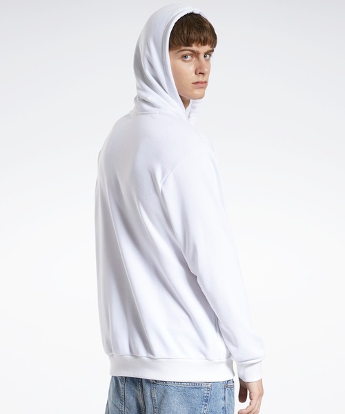 Reebok（リーボック）の「クラシックス バスケットボール フーディー / Classics Basketball Hoodie（パーカー・メンズ・ブラック/ホワイト・MEDIUM/XX-LARGE/SMALL/X-LARGE/XXX-LARGE/LARGE/X-SMALL）」の3枚目の写真