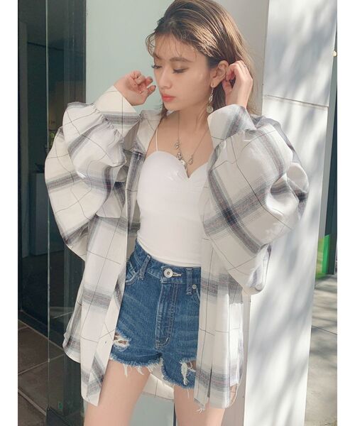 GYDA（ジェイダ）の「ボリュームスリーブBIGチェックシャツ（シャツ/ブラウス・レディース・ネイビー/オフホワイト/マスタード・FREE）」の8枚目の写真