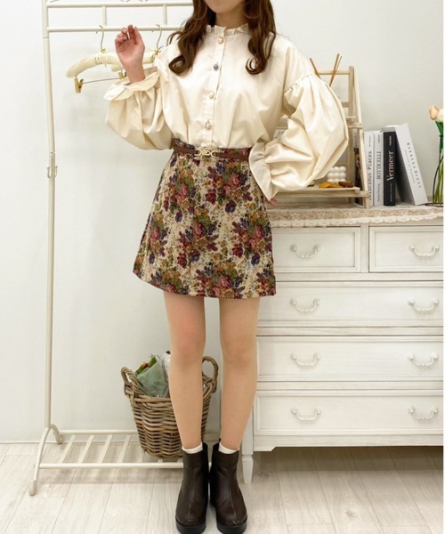 apres jour（アプレジュール）の「ゴブラン台形スカート【ZOZOTOWN限定アイテム】（スカート・レディース・ベージュ・X-LARGE/フリー）」の4枚目の写真