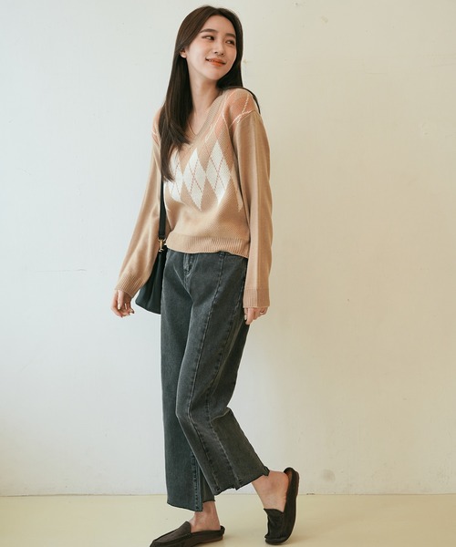 me+em select(ミームセレクト)の「ラインカットオフハイウエストデニムパンツ(デニムパンツ・レディース・ライトブルー/ブルー/ダークブルー・SMALL/MEDIUM/LARGE)」の12枚目の写真