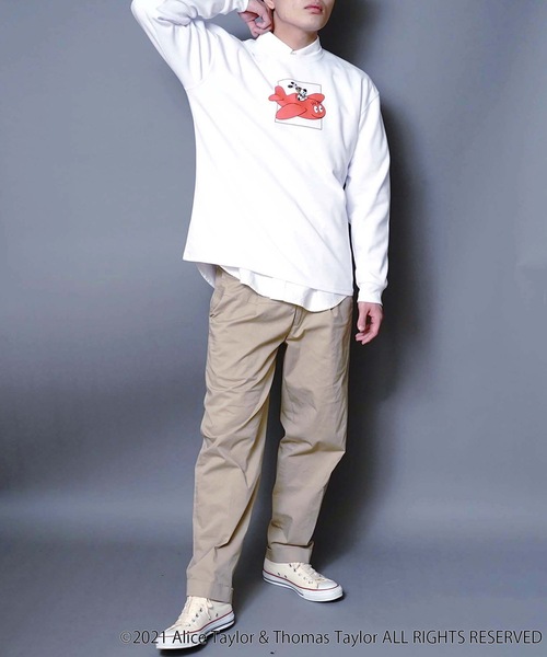 LB/S (エルビーエス)の「【BARBAPAPA/バーバパパ】ポンチTトレーナー ロンT ユニセックス 袖プリント(Tシャツ/カットソー・メンズ・ホワイト/ブラック/ベージュ/ベージュ系その他・MEDIUM/LARGE)」の6枚目の写真