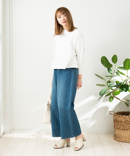 menue(メヌエ)の「スクエアトゥセンターシーム7cmヒールミュール(サンダル・レディース・アイボリー/ブラック/ブルー系その他/パイソン・L/M/XS/XXS/LL/S/3L)」の6枚目の写真