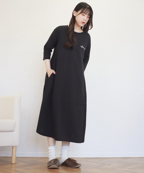 セール カップ付き ロゴプリント 7分袖ワンピース パジャマ ルームウェア パジャマ Voov ブーブ のファッション通販 Zozotown