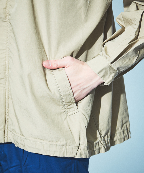 MONT KEMMEL(モンケメル)の「【MONT KEMMEL/モンケメル】フードブルゾン/マウンテンパーカー(ブルゾン・メンズ・ブルー/ベージュ・フリー)」の9枚目の写真