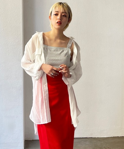 Shelly island（シェリーアイランド）の「BIGポケットシアーオーバーシャツ（シャツ/ブラウス・レディース・ホワイト/ライトグレー/イエロー・M）」の2枚目の写真