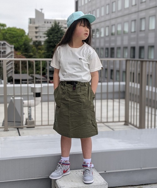 Alpha Industries(アルファインダストリーズ)の「ALPHA/アルファ キッズ フライングAマークバックプリントTEE(Tシャツ/カットソー・キッズ・ホワイト/ネイビー/ベージュ・130/140/150)」の9枚目の写真