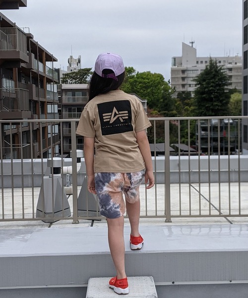 Alpha Industries(アルファインダストリーズ)の「ALPHA/アルファ キッズ フライングAマークバックプリントTEE(Tシャツ/カットソー・キッズ・ホワイト/ネイビー/ベージュ・130/140/150)」の5枚目の写真