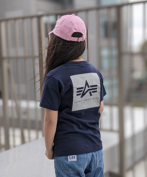 Alpha Industries(アルファインダストリーズ)の「ALPHA/アルファ キッズ フライングAマークバックプリントTEE(Tシャツ/カットソー・キッズ・ホワイト/ネイビー/ベージュ・130/140/150)」の11枚目の写真