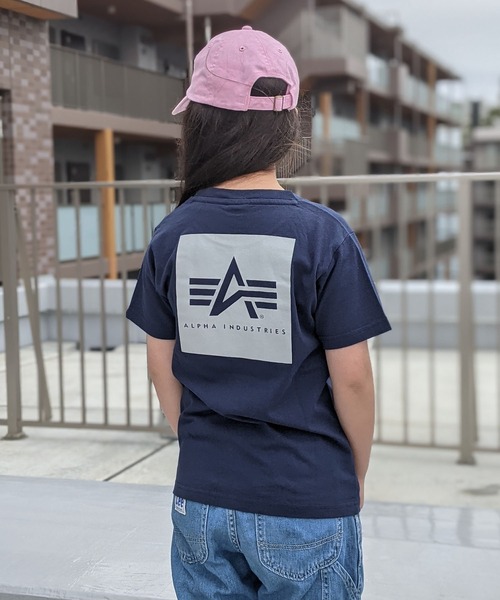 Alpha Industries(アルファインダストリーズ)の「ALPHA/アルファ キッズ フライングAマークバックプリントTEE(Tシャツ/カットソー・キッズ・ホワイト/ネイビー/ベージュ・130/140/150)」の21枚目の写真