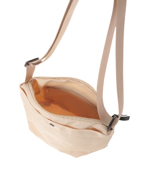 Edit Sheen(エディットシーン)の「ユニセックスシンプルナイロンサコッシュ(ボディバッグ/ウエストポーチ・レディース・ベージュ/ブラック/オレンジ・FREE)」の7枚目の写真