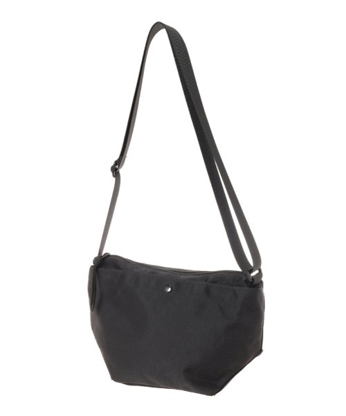 Edit Sheen(エディットシーン)の「ユニセックスシンプルナイロンサコッシュ(ボディバッグ/ウエストポーチ・レディース・ベージュ/ブラック/オレンジ・FREE)」の9枚目の写真