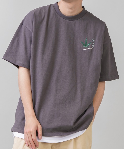 SPINNS（スピンズ）の「【ゆったりシルエット】リーフデザインバックプリント半袖Tシャツ（Tシャツ/カットソー・メンズ・スミクロ/ホワイト/イエロー/ダークグリーン・ONESIZE）」の11枚目の写真