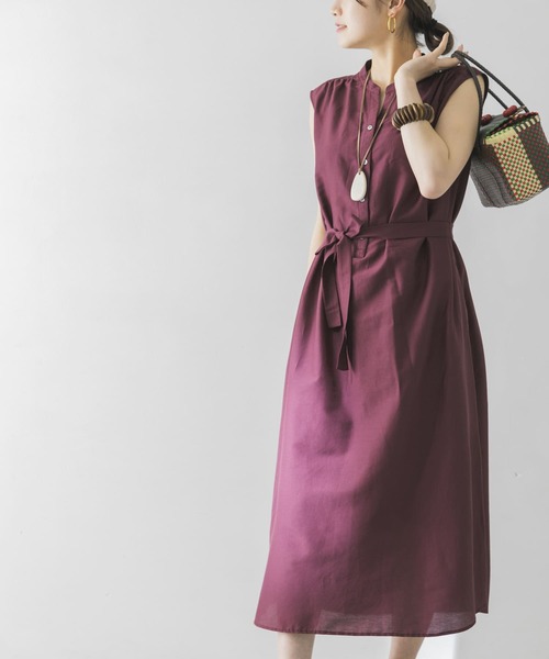 URBAN RESEARCH(アーバンリサーチ)の「コットンシルクギャザーノースリーブワンピース(ワンピース・レディース・ブラウン系その他/パープル系その他/ブラック・FREE)」の6枚目の写真