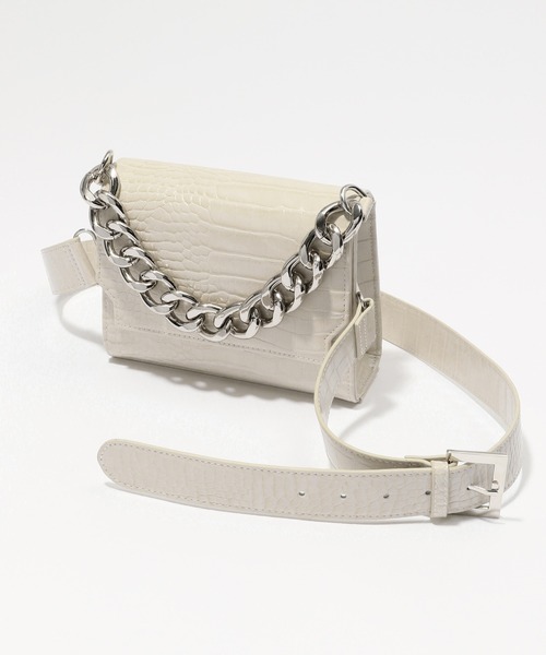 PAGEBOY(ページボーイ)の「【WEB限定アイテム】モードチェーンバッグ(ショルダーバッグ・レディース・ブラック/オフホワイト/イエロー/ブルー系その他・FREE)」の22枚目の写真