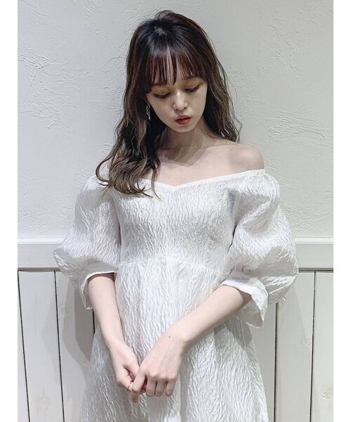 dazzlin（ダズリン）の「プチオープンフレアチュニック（チュニック・レディース・ブラック/オフホワイト・FREE）」の19枚目の写真