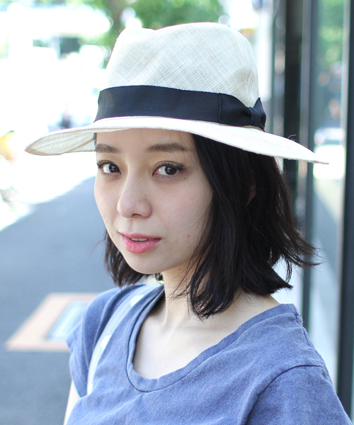 Ray BEAMS（レイビームス）の「RBS / 中折れ シナマイハット（ハット・レディース・ブラック/キナリ・ONE SIZE）」の2枚目の写真