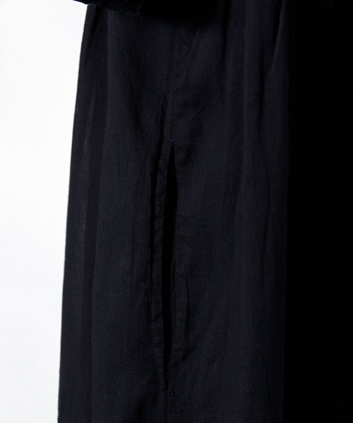 AS KNOW AS PINKY(アズノゥアズピンキー)の「バック見せ大胆ギャザワンピース(ワンピース・レディース・ホワイト/ブラック/ベージュ・FREE)」の13枚目の写真