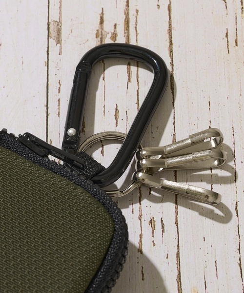 UNIVERSAL OVERALL（ユニバーサルオーバーオール）の「【UNIVERSAL OVERALL】マルチキーケース（キーケース/キーアクセサリー・メンズ・ブラック/グリーン/レオパード・FREE）」の5枚目の写真