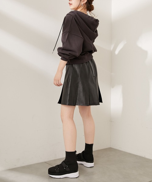 Chico（チコ）の「刺繍フードZIPパーカー（パーカー）」 - WEAR