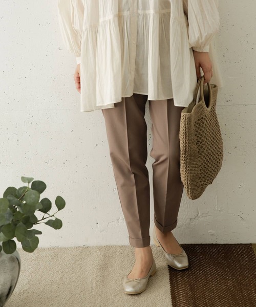 URBAN RESEARCH DOORS（アーバンリサーチドアーズ）の「ストレッチテーパードイージーパンツ（その他パンツ・レディース・モカ/ブラック・38/34/36）」の6枚目の写真