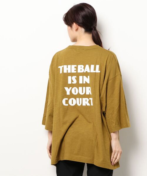 Samansa Mos2(サマンサ モスモス)の「ロゴプリントポンチョTシャツ(Tシャツ/カットソー・レディース・ベージュ/パープル/イエロー/チャコール・フリ-)」の9枚目の写真