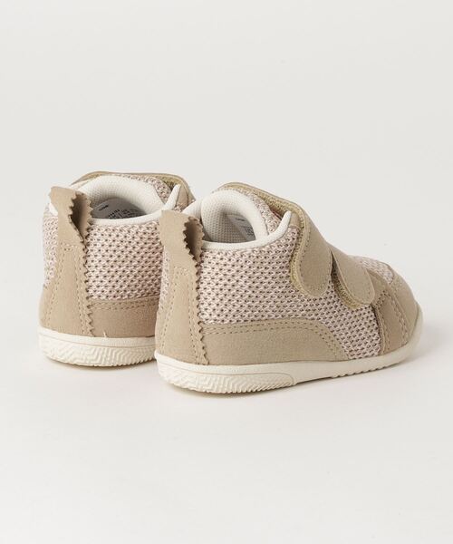 ASICS(アシックス)の「asics アシックス 12-135 ファブレファースト MC ファブレファースト MC 1144A189 201 BEIGE(スニーカー・キッズ・ベージュ・13.5/12/13/12.5)」の3枚目の写真